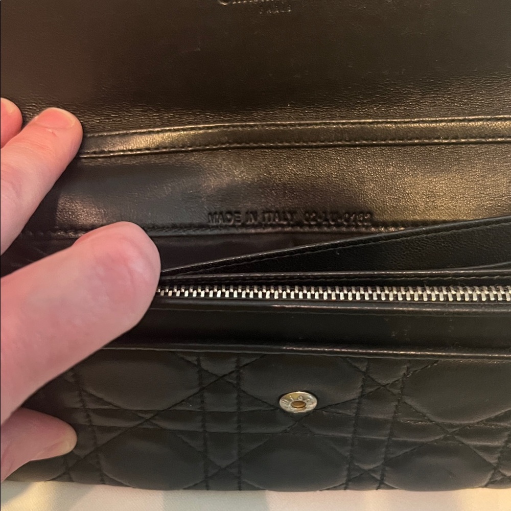 FLASH SALE🔥🔥BEAUTIFUL💕GUC CHRISTIAN DIOR WALLET W/DIOR box & DIOR dust bag💗 - Picture 10 of 16